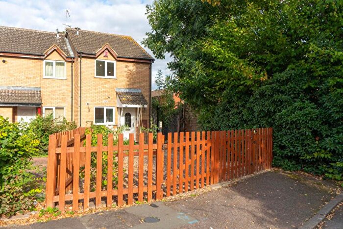 2 Bedroom End Of Terrace House To Rent In Cheviot Road, Aylestone, Leicester, LE2
