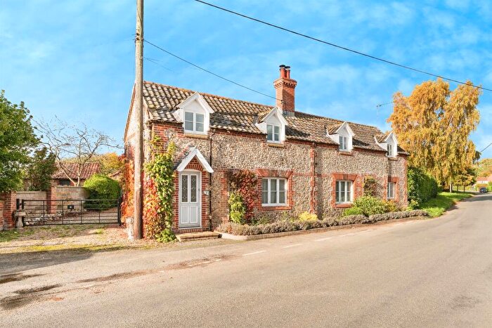 3 Bedroom Character Property For Sale In Fakenham Road, Tittleshall, King's Lynn, PE32