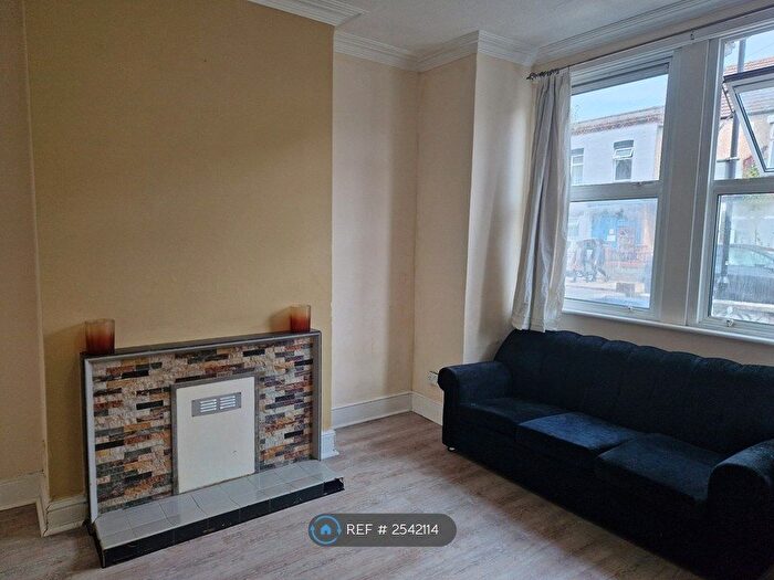 3 Bedroom Terraced House To Rent In Sussex Rd, Southall, UB2