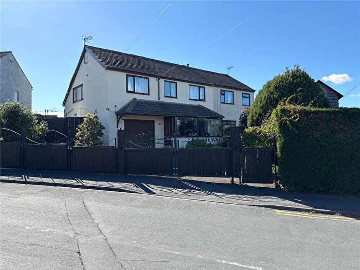 4 Bedroom Semi Detached House For Sale In Greenside Lane, Greenside Lane, Cullingworth, Bradford, BD13