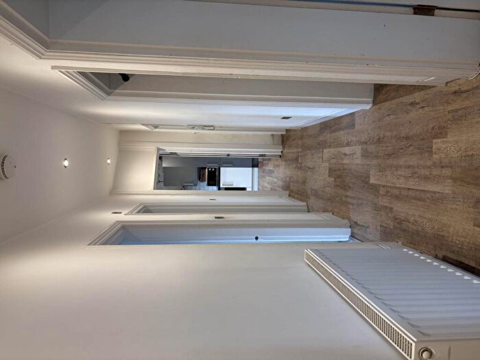 3 Bedroom Flat To Rent In Tottenham Lane, London, N8