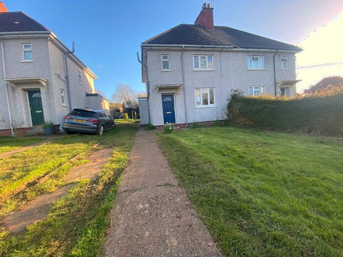 3 Bedroom Semi-Detached House For Sale In Station Road, Fenny Compton, Southam, CV47