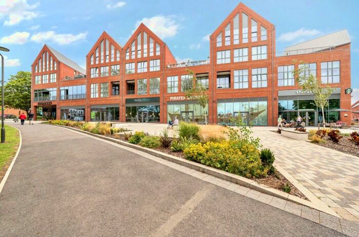 1 Bedroom Apartment To Rent In Elms Walk, Wokingham, Berkshire, RG40