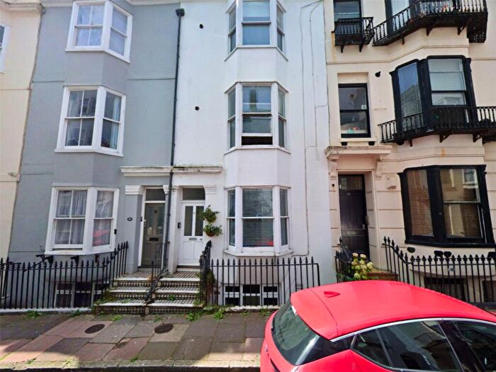 1 Bedroom Apartment To Rent In Grafton Street, Brighton, East Sussex, BN2