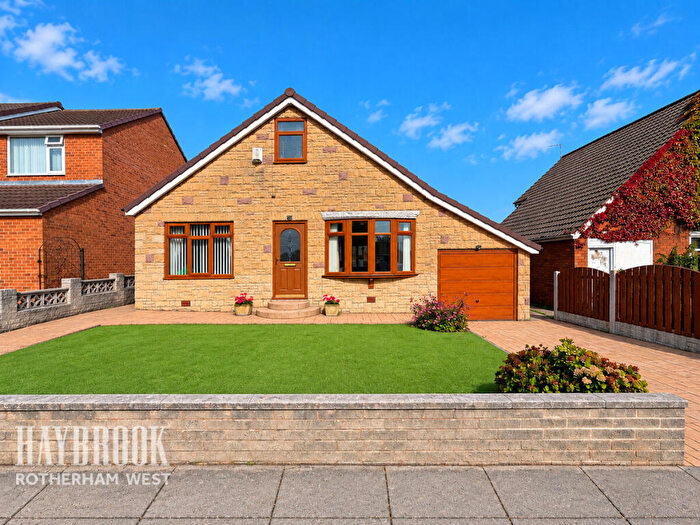 3 Bedroom Detached Bungalow For Sale In Crane Drive, Rotherham, S61
