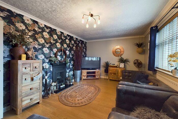 3 Bedroom Detached Bungalow For Sale In Scalegill Place, Moor Row, CA24