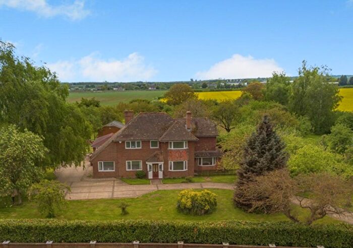 5 Bedroom Detached House For Sale In Lower Road, Tonge, Kent, ME9