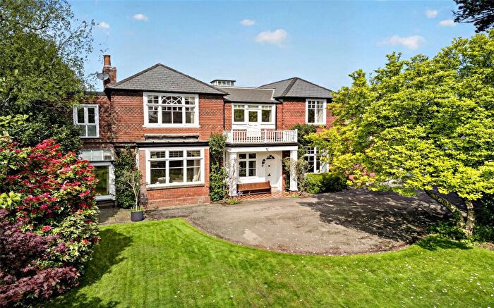 5 Bedroom Detached House For Sale In Lisvane Road, Llanishen, Cardiff, CF14