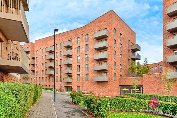 2 Bedroom Flat For Sale In Royal Engineers Way, London, NW7