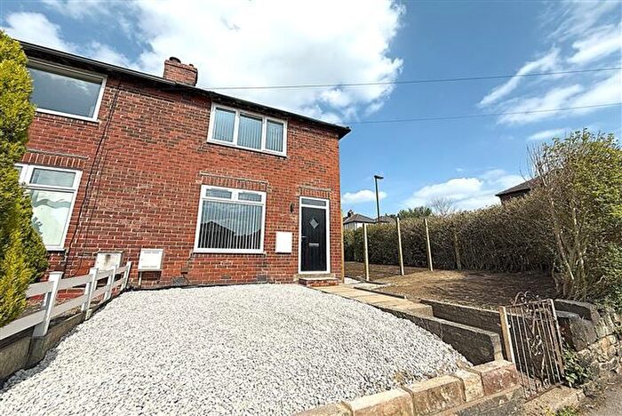 2 Bedroom End Of Terrace House To Rent In Hall Road, Sheffield, S9