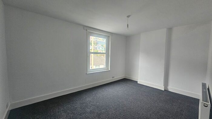 2 Bedroom Terraced House To Rent In Victoria Road, Dartmouth, TQ6