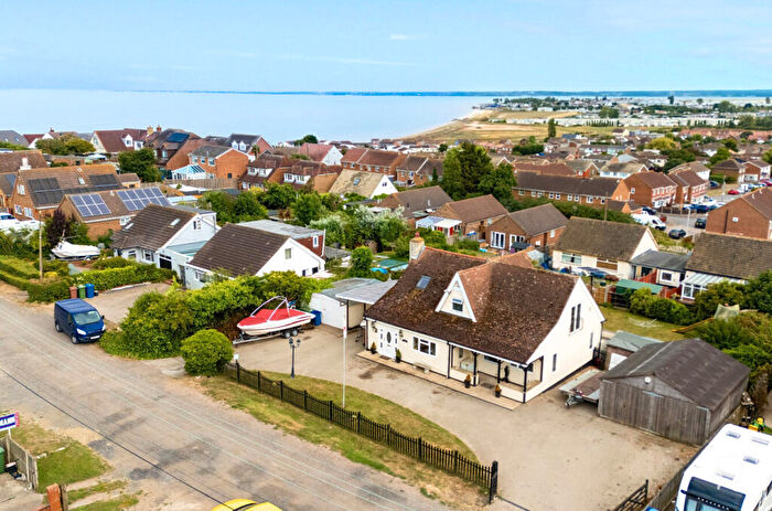 5 Bedroom Detached House For Sale In Preston Hall Gardens, Sheerness, Kent, ME12