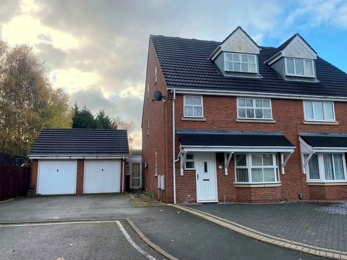 6 Bedroom Semi-Detached House To Rent In Artillery Street, Bordesley, Birmingham, B9