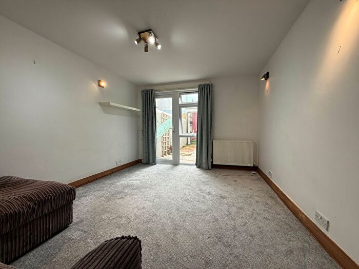 1 Bedroom Property To Rent In Victoria Terrace, Hove, BN3