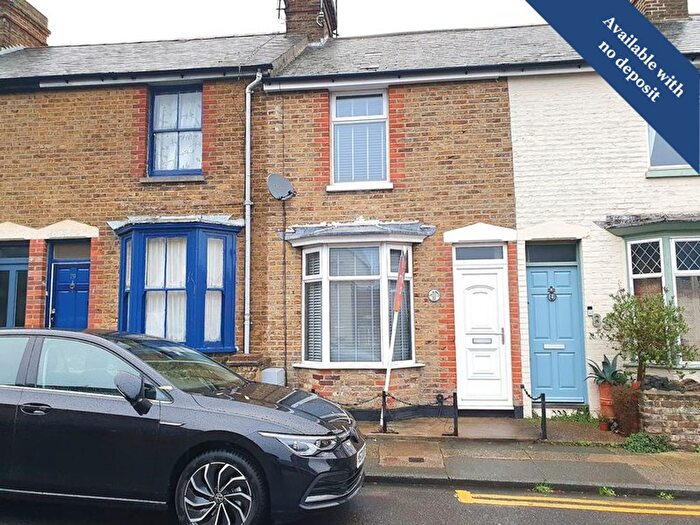 2 Bedroom Terraced House To Rent In Albert Street, Whitstable, CT5