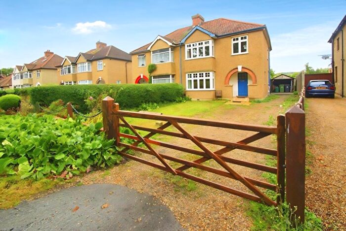 3 Bedroom Semi-Detached House To Rent In Iver Lane, Iver, SL0