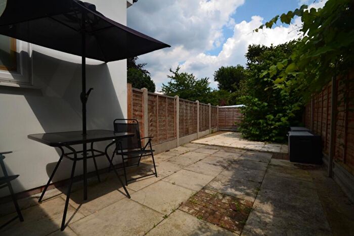 1 Bedroom Flat To Rent In Bromley Road Catford, SE6