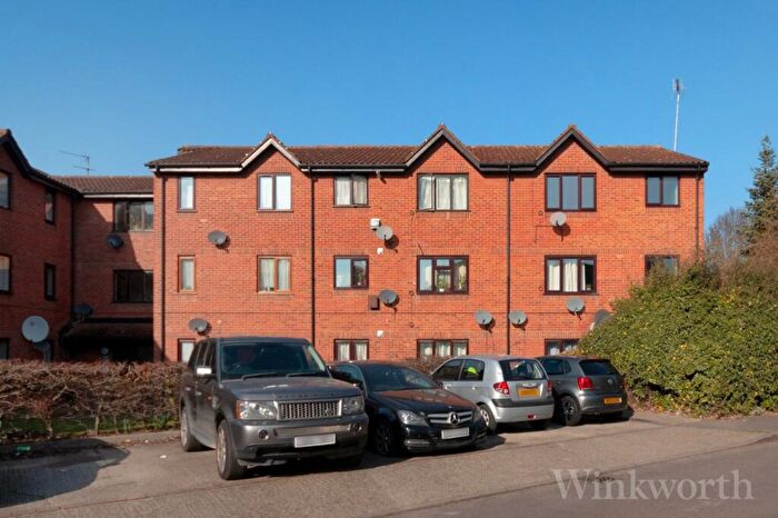 2 Bedroom Apartment To Rent In Henderson Court, Myers Lane, London, SE14