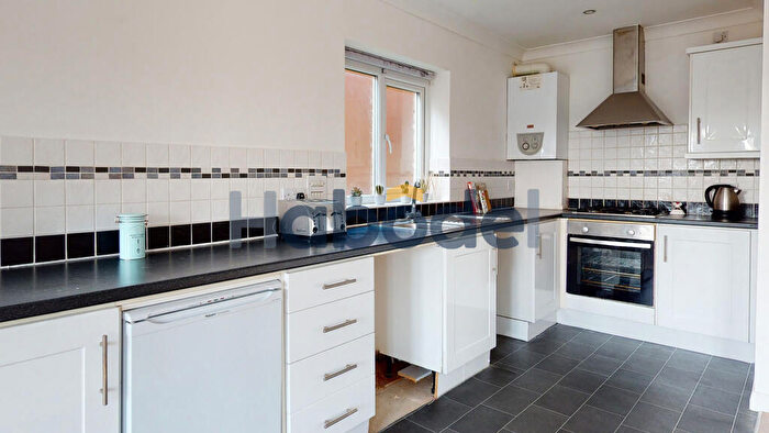 2 Bedroom Flat To Rent In Cambridge Court, Tindale Crescent, Bishop Auckland, DL14