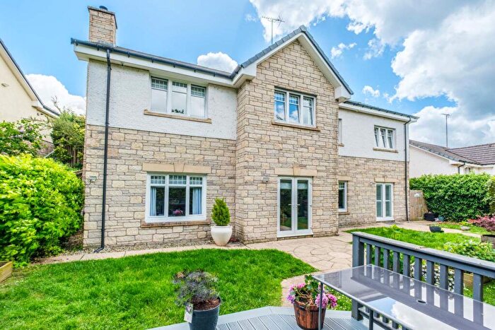 5 Bedroom Detached House For Sale In Abbotts Court, Dullatur, G68