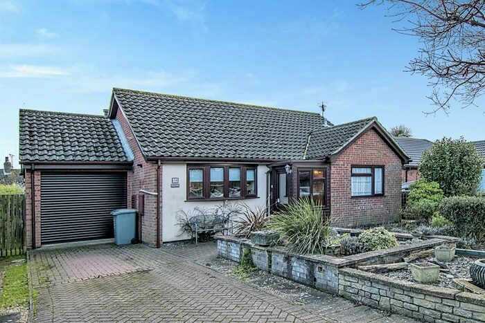 2 Bedroom Detached Bungalow For Sale In Lancaster Gardens, Aylsham, Norwich, NR11