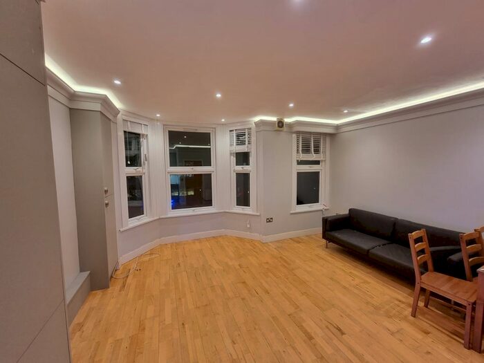 1 Bedroom Flat To Rent In Southwark Bridge Road, London Bridge, SE1
