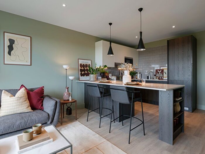 1 Bedroom Flat To Rent In Ascot Road, Watford, WD18