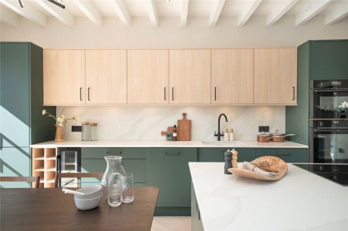 3 Bedroom Flat For Sale In Thornton Heights, Hillside, Wimbledon, London, SW19