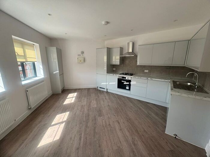 1 Bedroom Flat To Rent In High Road, London, N22