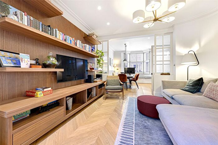 4 Bedroom Terraced House To Rent In Burnthwaite Road, London, SW6