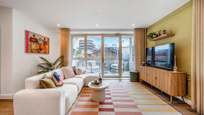 1 Bedroom Flat For Sale In Hepscott Road, Hackney, E9