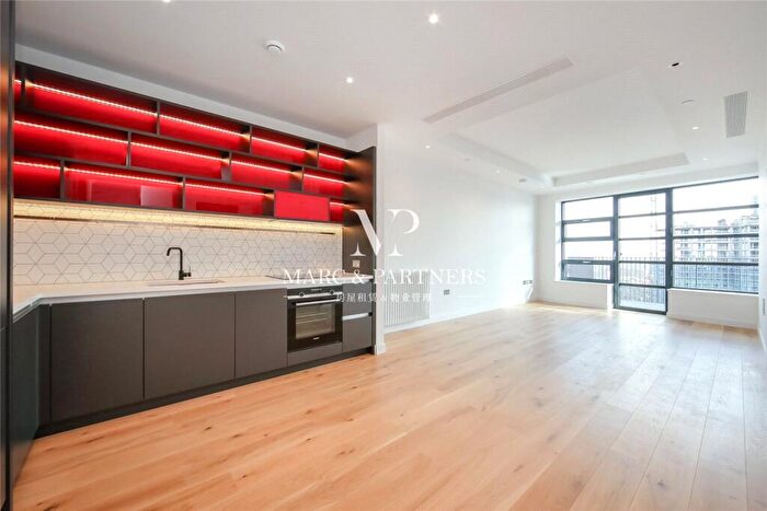1 Bedroom Apartment To Rent In Defoe House, City Island Way, London, E14