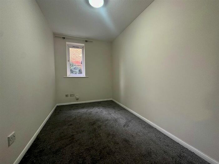 2 Bedroom Flat To Rent In Chiswell Court, Watford, WD24