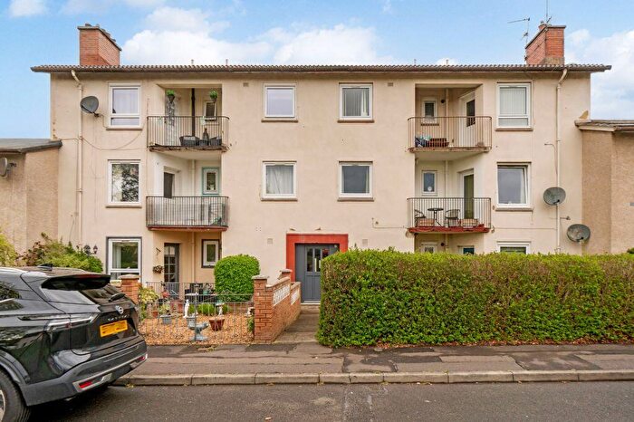 1 Bedroom Flat For Sale In / Dinmont Drive, Liberton, Edinburgh, EH16