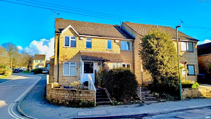 2 Bedroom Terraced House For Sale In Albion Street, Chipping Norton, OX7