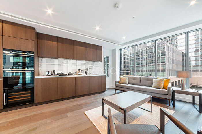 2 Bedroom Apartment To Rent In Park Drive, London, E14