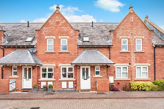 1 Bedroom Maisonette For Sale In St. Marys Court, Welwyn, Hertfordshire, AL6