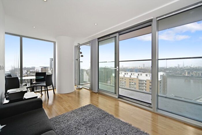 1 Bedroom Apartment To Rent In Landmark West, Marsh Wall, E14