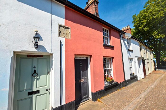 3 Bedroom Terraced House For Sale In Church Street, Weybourne, Holt, NR25