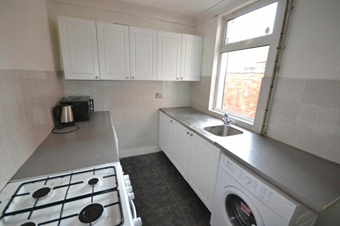 3 Bedroom Flat To Rent In Roman Street, Leicester, LE3