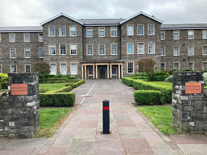 3 Bedroom Ground Maisonette To Rent In Muller House, Pople Walk, Ashley Down, BS7