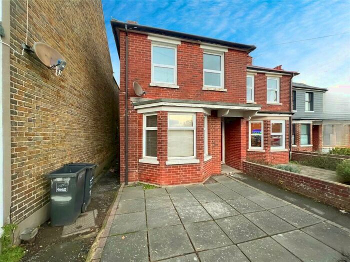 3 Bedroom Semi-Detached House To Rent In Albion Road, Broadstairs, Kent, CT10