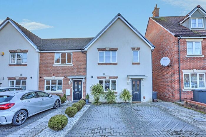 3 Bedroom End Terrace House For Sale In Oak Grove, Northampton, NN3