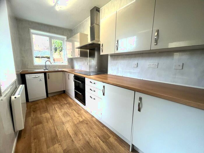 5 Bedroom House To Rent In Northernhay Street, Exeter, EX4