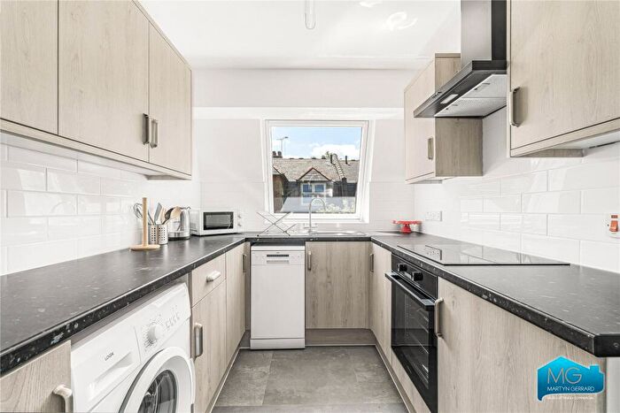 1 Bedroom Apartment To Rent In King Street, East Finchley, London, N2