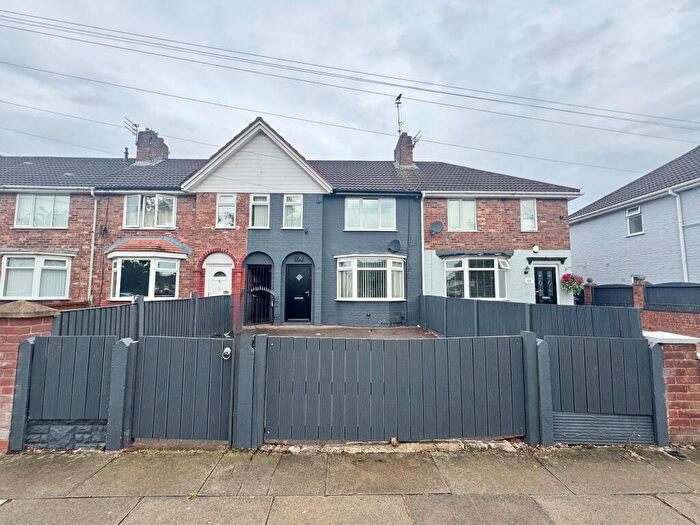 3 Bedroom House To Rent In Formosa Drive, L10