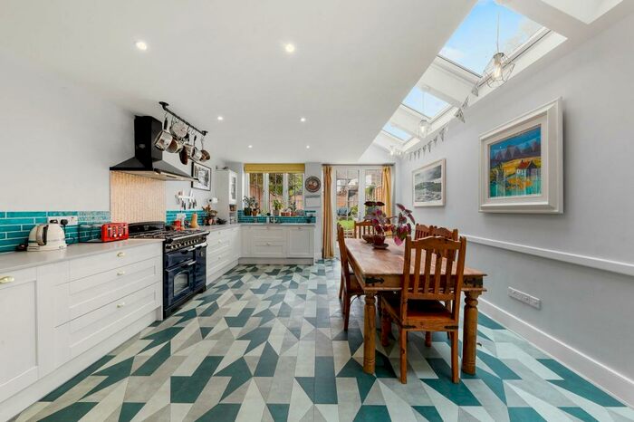 5 Bedroom Terraced House To Rent In Glyn Road, London, E5