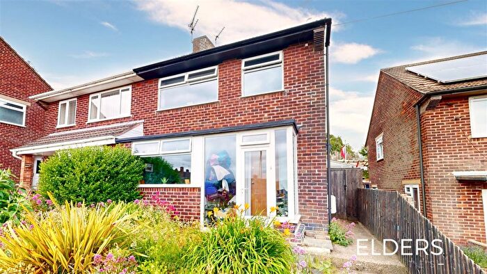 3 Bedroom Semi-Detached House For Sale In Kenilworth Drive, Kirk Hallam, DE7