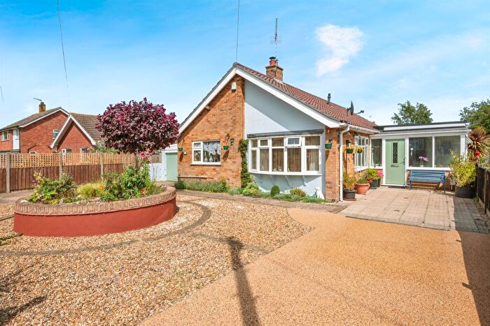 3 Bedroom Detached Bungalow For Sale In Eden Close, Bacton, Norwich, NR12