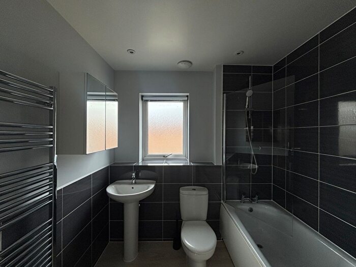 1 Bedroom Flat To Rent In Barrosa Way, Whitehouse, Milton Keynes, MK8